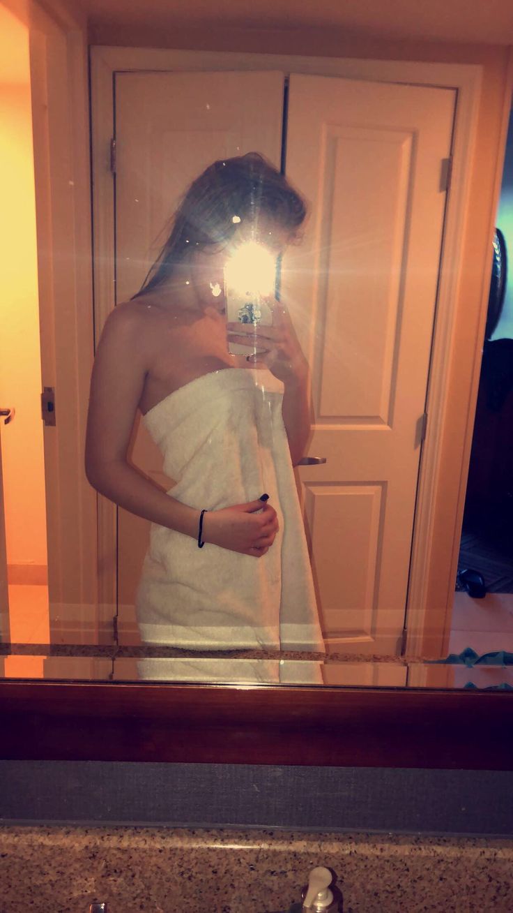 andre norris add Nude Selfie In Bed photo