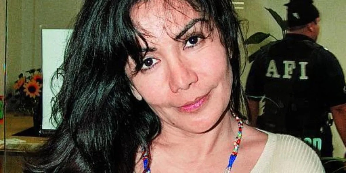 beverly bricker add Reyna De La Cruz photo