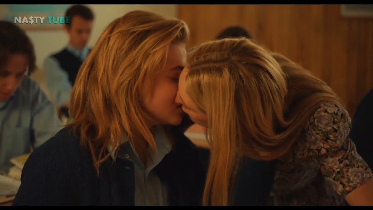 chico kaur add Chloe Moretz Lesbian photo