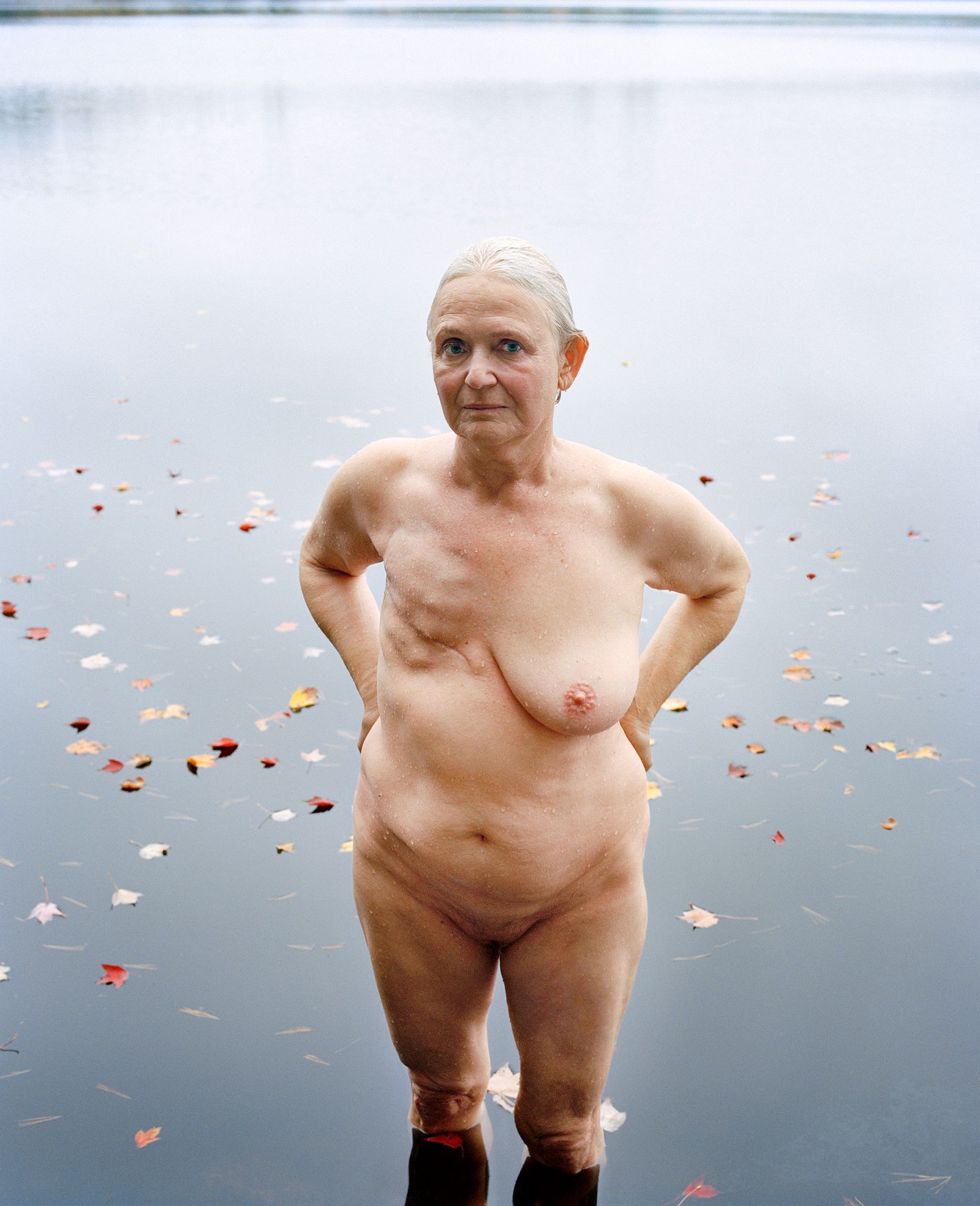 aziz unnissa add Old Naked Women photo