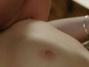 clay dunlap add Melanie Lynskey Nude Pics photo