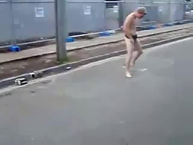 ace durano add Naked Street Fight photo