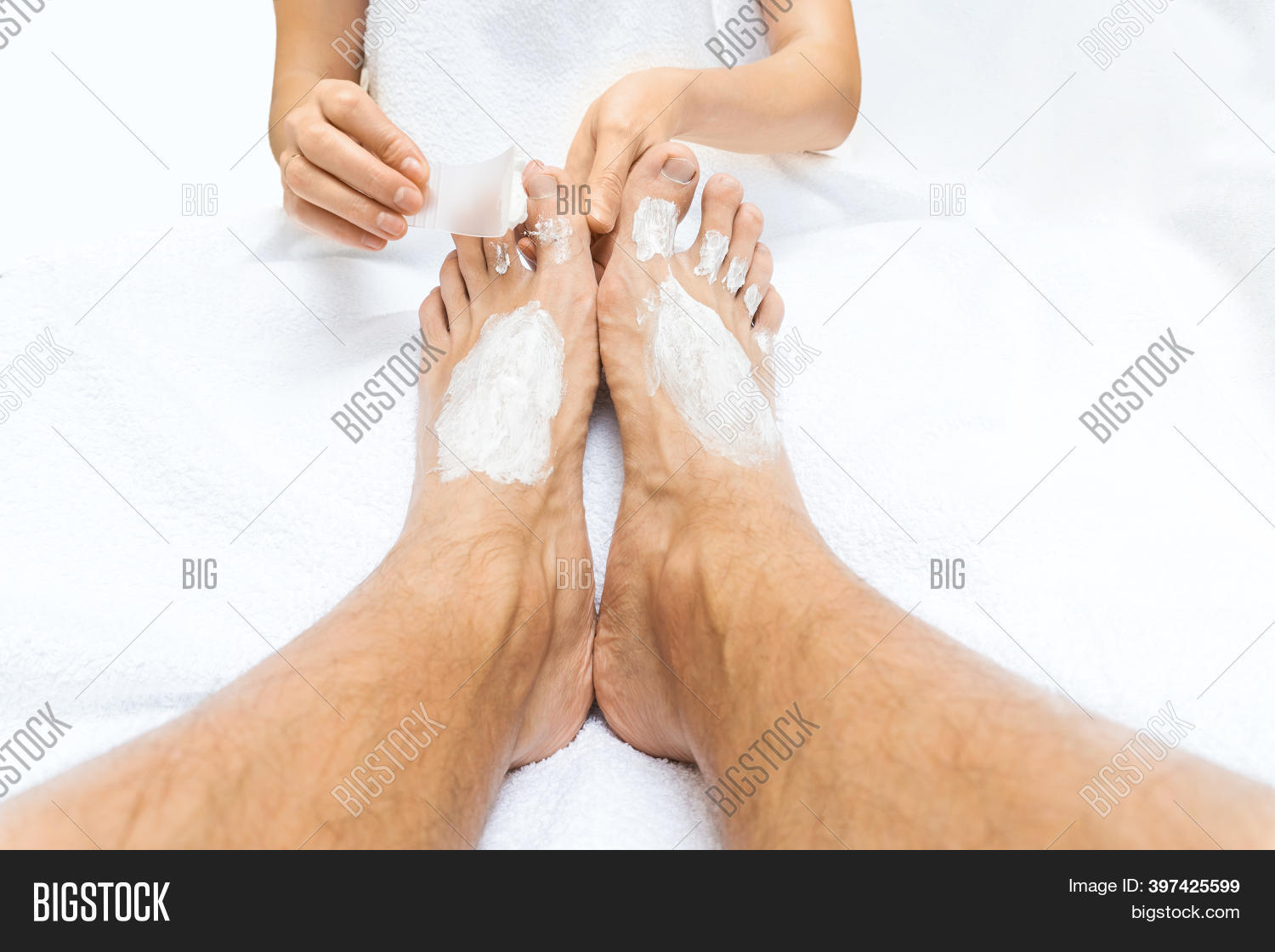 david bodo add Hairy Male Feet photo