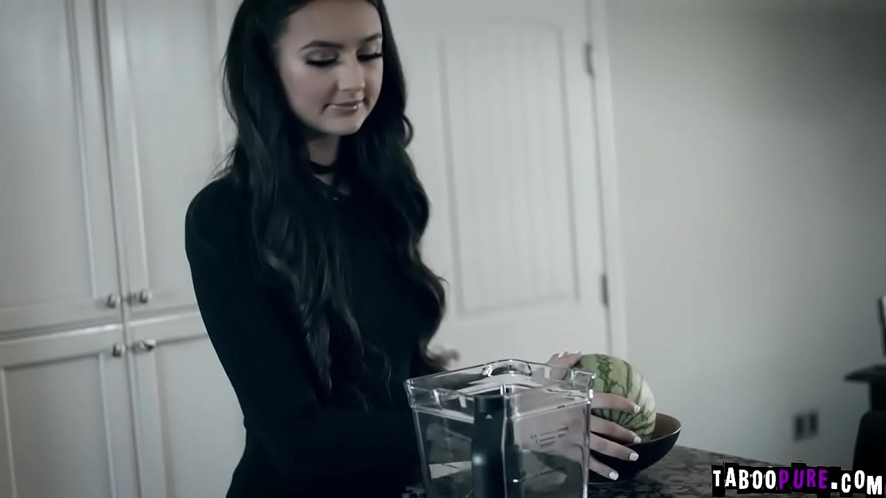 Eliza Ibarra Swallow 15374