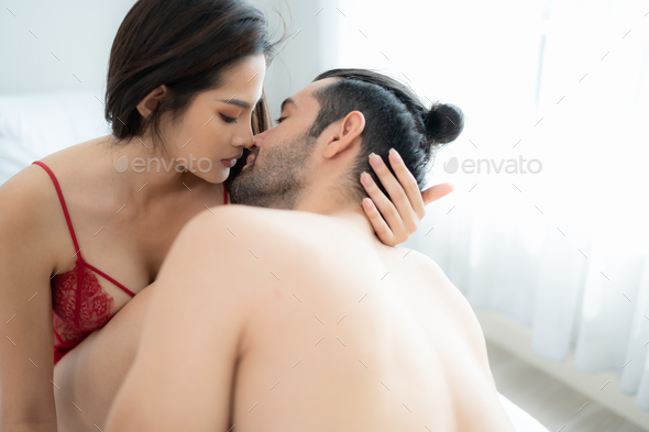 Sexy Erotic Couple 9719