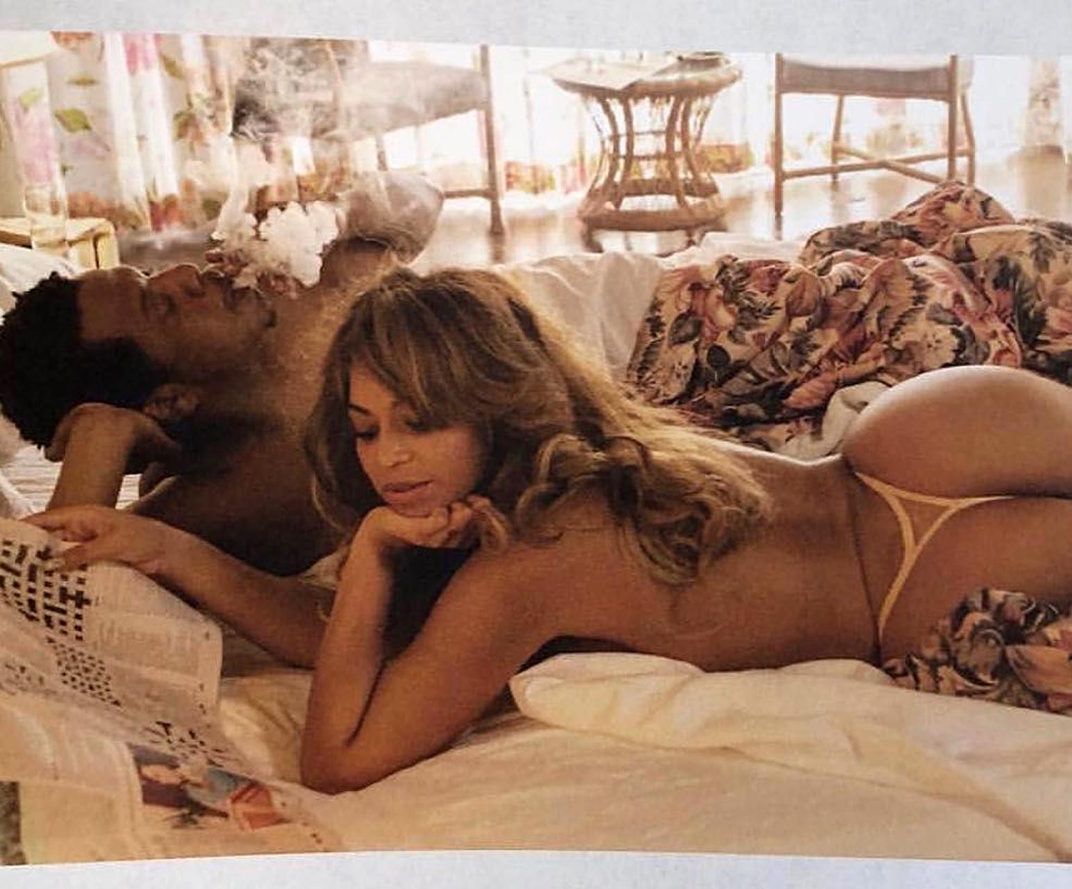 buck doe add Beyonce Upskirts photo