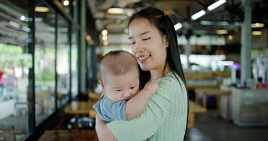 amudha balaji add Bokeh Japanese Mom And Son photo