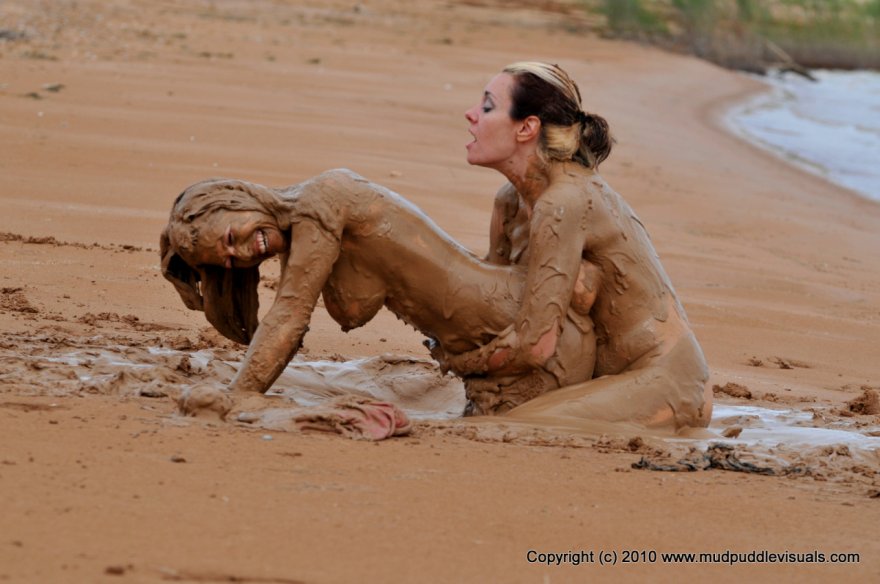 darrel elliott add Naked Women Mud Wrestling photo