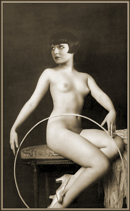 christos xenofontos add 1920 S Nudes photo
