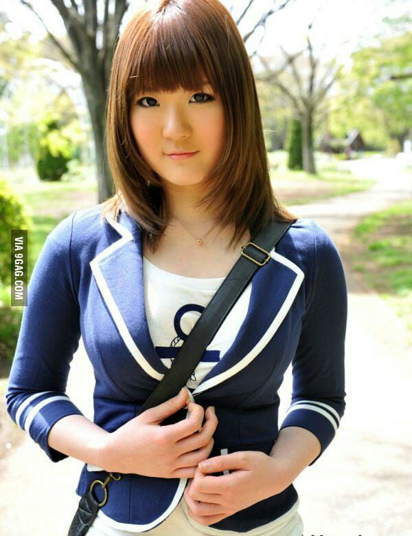 caroline weiss add Jav Momoka photo