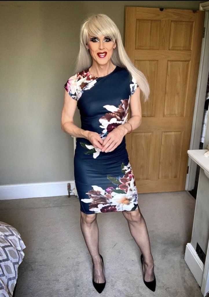 daniel dee add Crossdressers Frotting photo