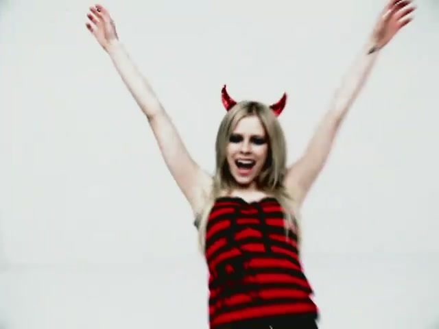 barry maunder add Avril Lavigne Sextape photo