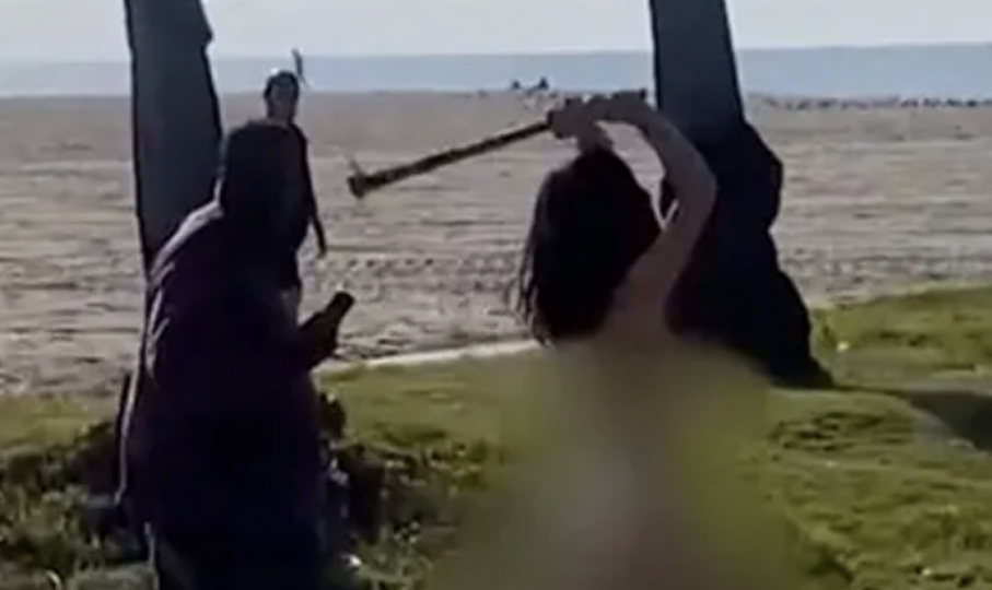 diane iacobucci add Naked Beach Exhibitionist photo