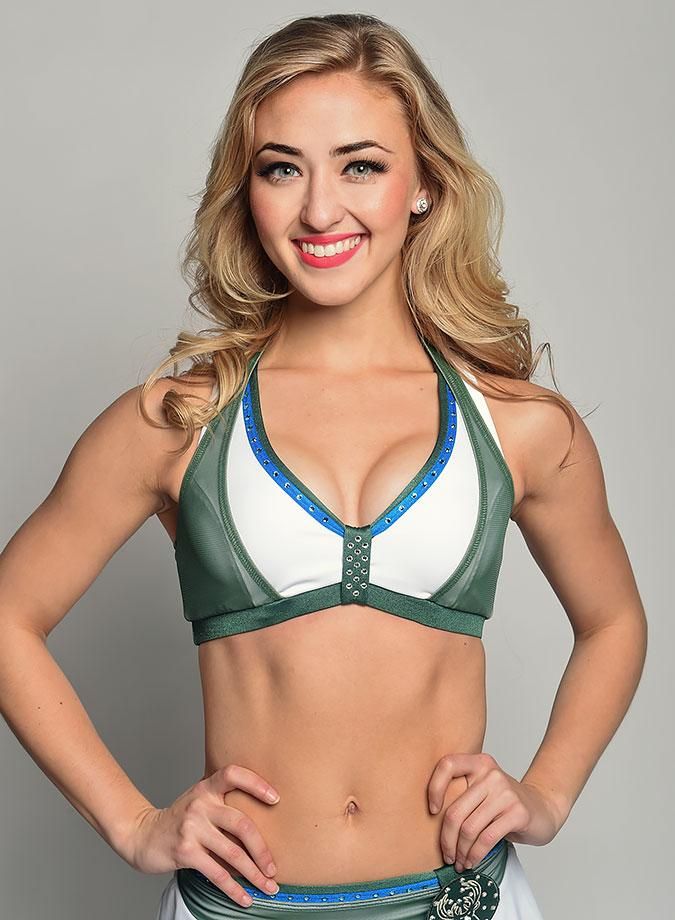 dawn trusnik add Kalyn Arianna Cheerleader photo