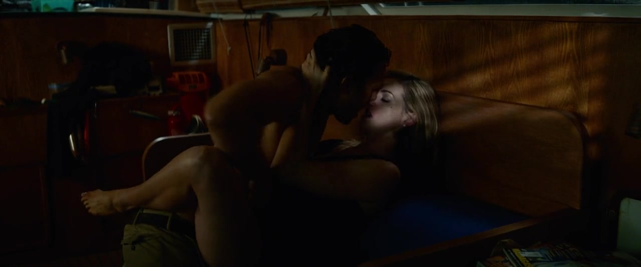 Anna Hathaway Nude 12601