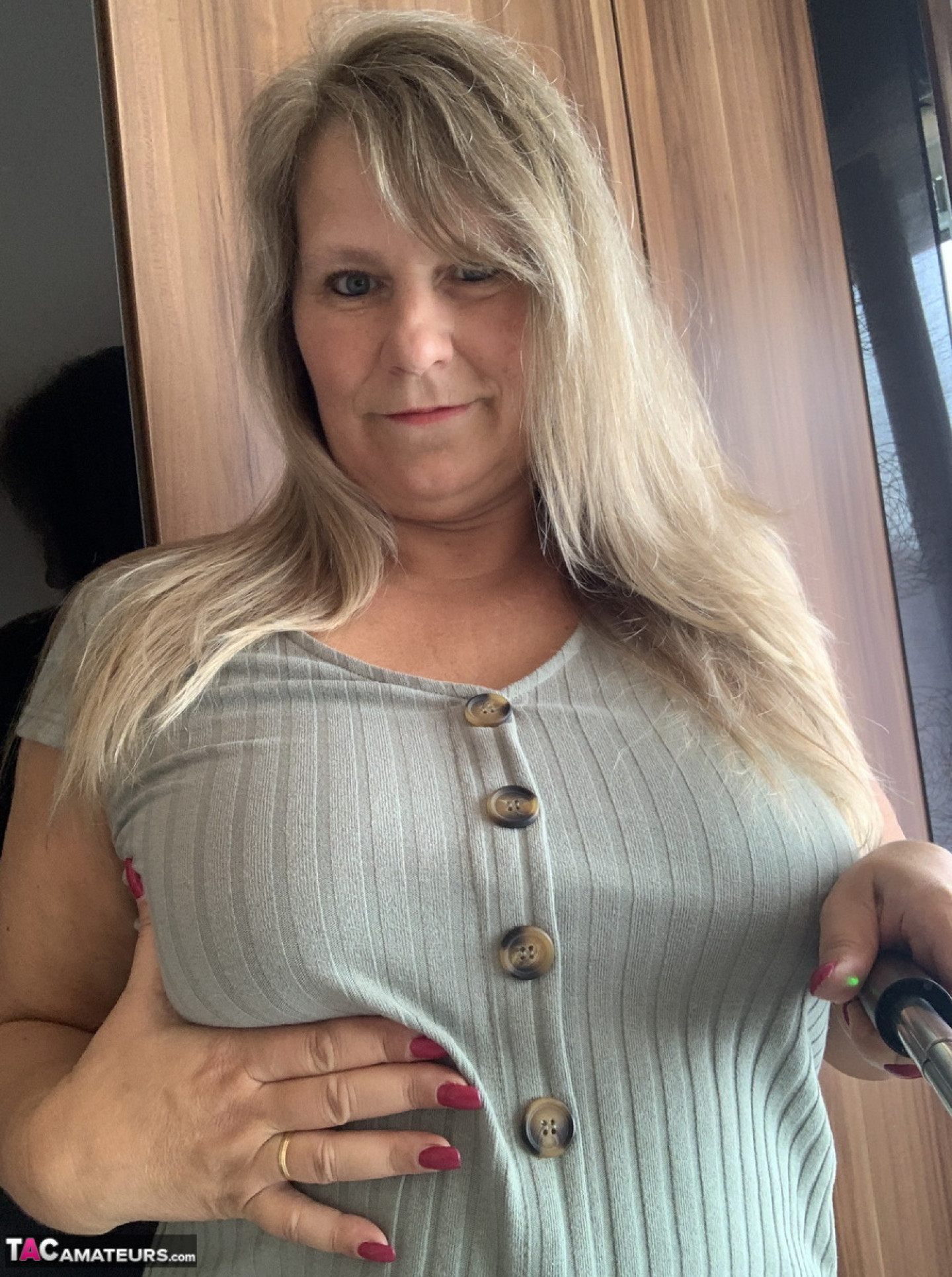 chris brost add Mature Women Nude Selfies photo