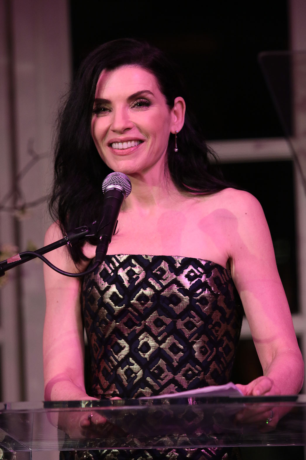 billy peterson add Naked Julianna Margulies photo