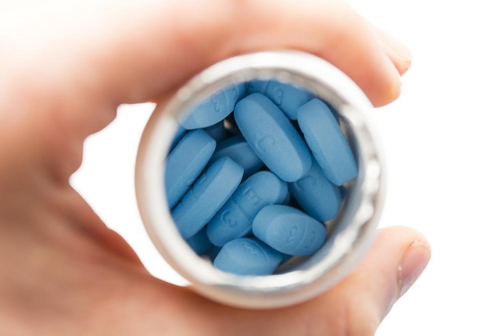 ahmad abo ali add Blue Pill Men Full photo