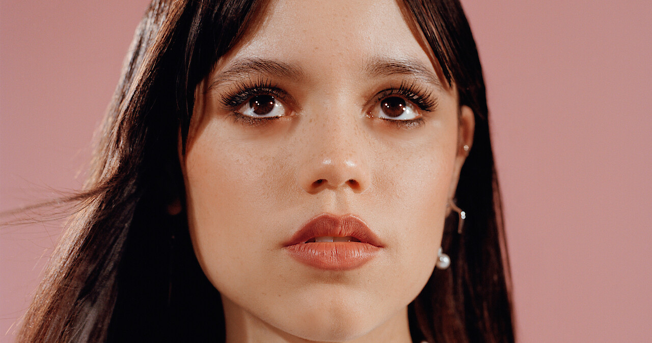 cliff kirkwood add Jenna Ortega Poen photo