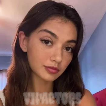 courtney burdett add Amira Brie photo
