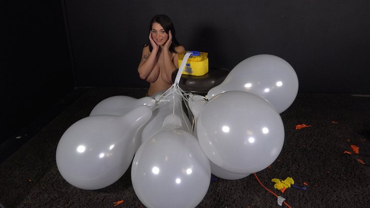 amanda brooke king add Gabbie Carter Blow photo