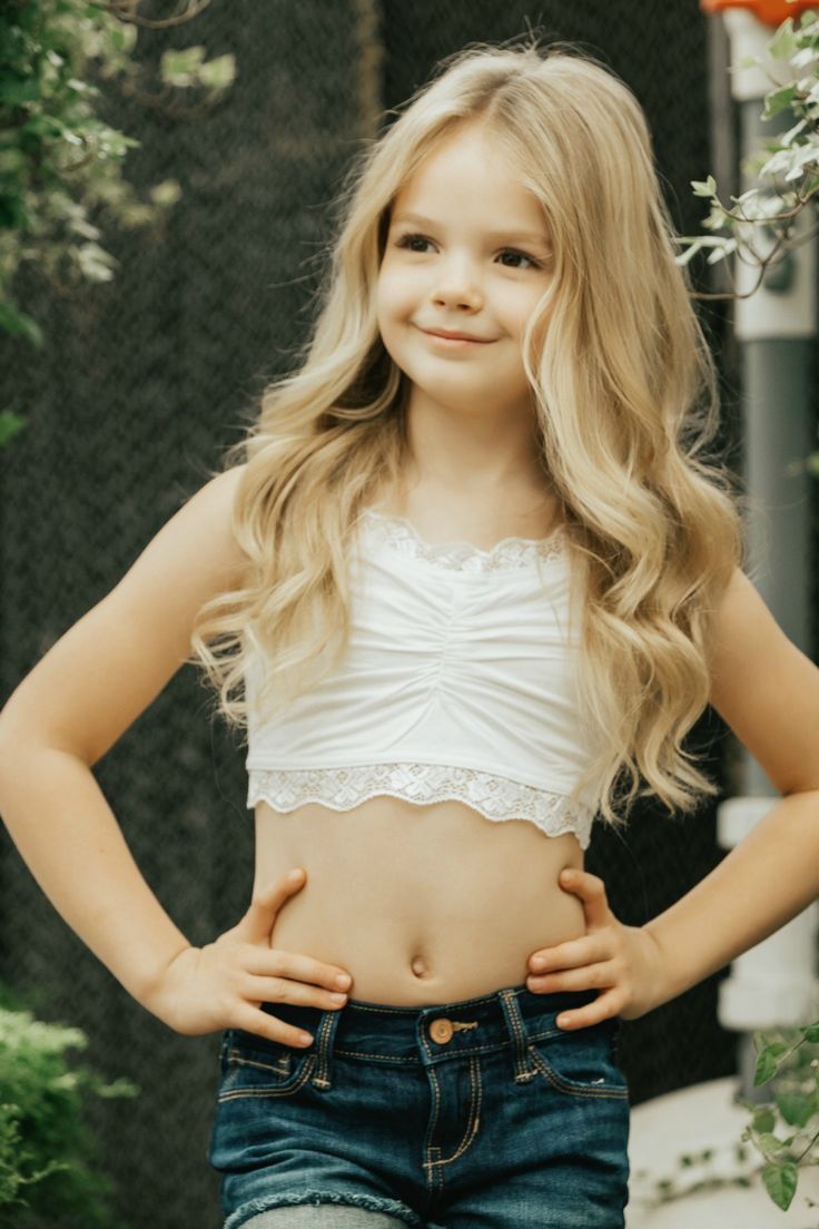 al rowlands add Petite Tiny Tits photo