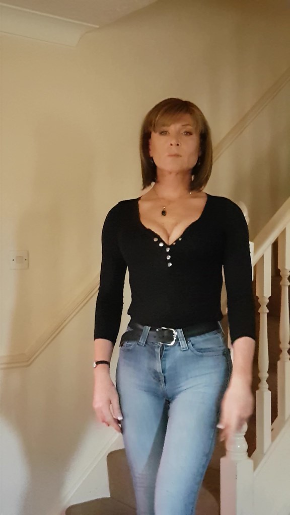 angela ensor add Milf Sexy Bj photo