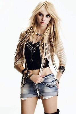 chorida ney add Taylor Momsen Hot photo