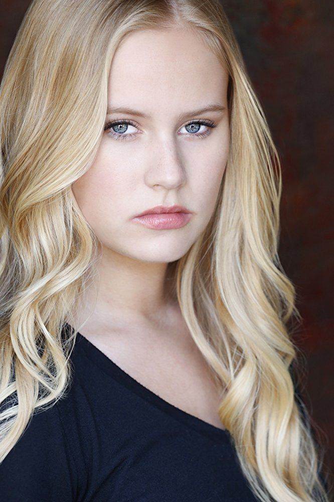 cynthia bolling add Mani Yarosh photo