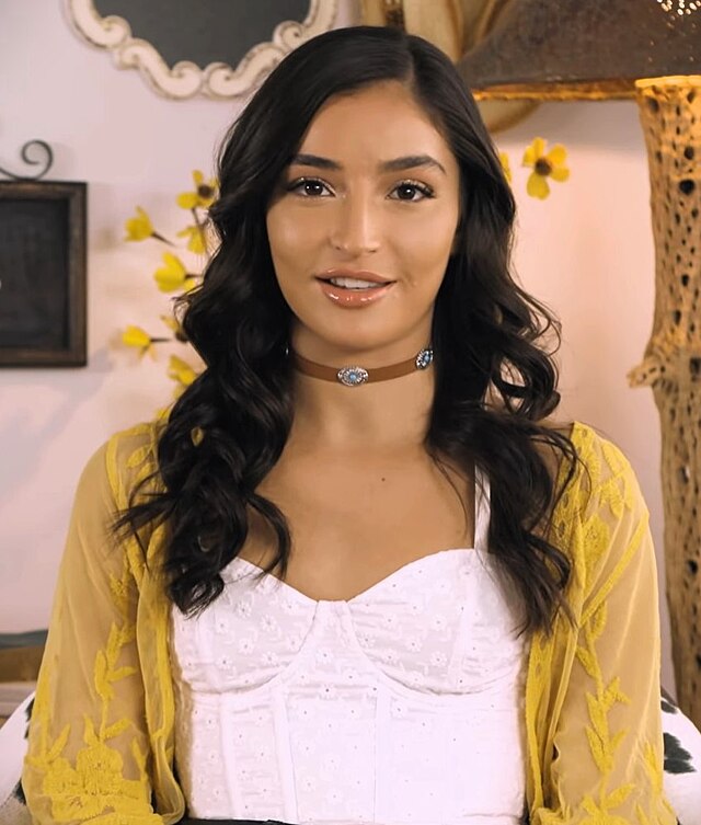 afsal afsu add Emily Willis Boyfriend photo