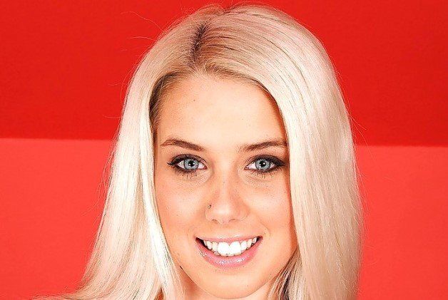deirdre mcrae add Nesty Nice photo