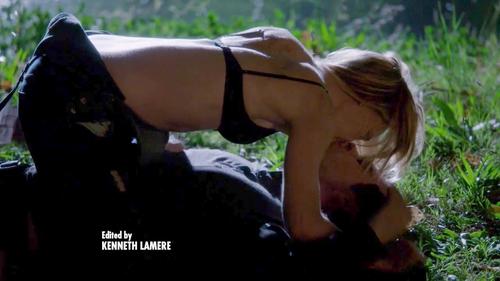 chris standefer add Leslie Bibb Boobs photo