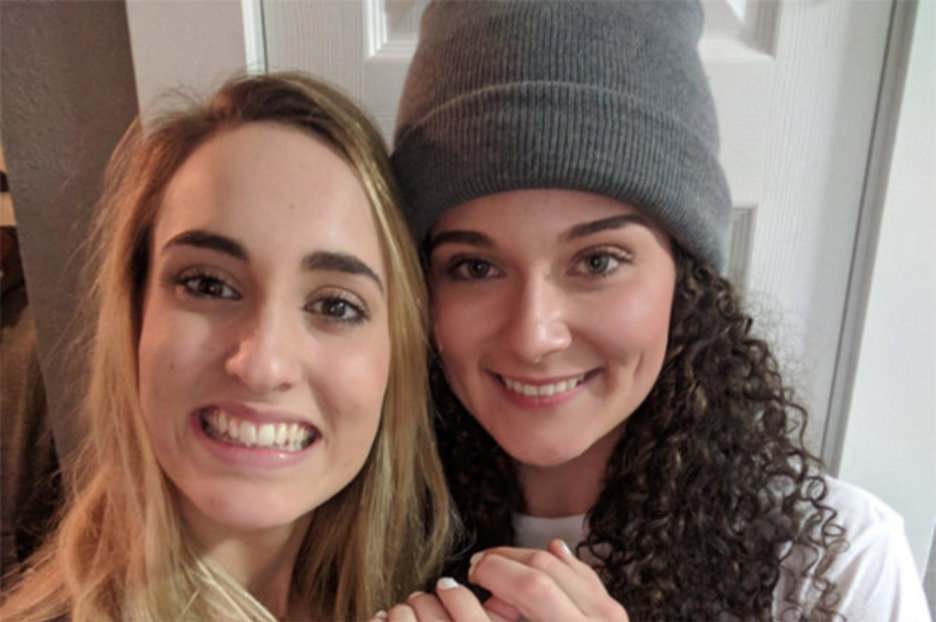 caitlin cecil add Lesbians Tribung photo