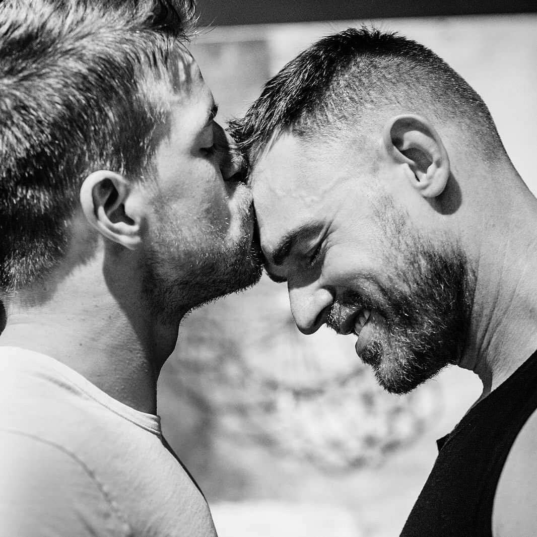 berna buzon add Men Kissing Nude photo