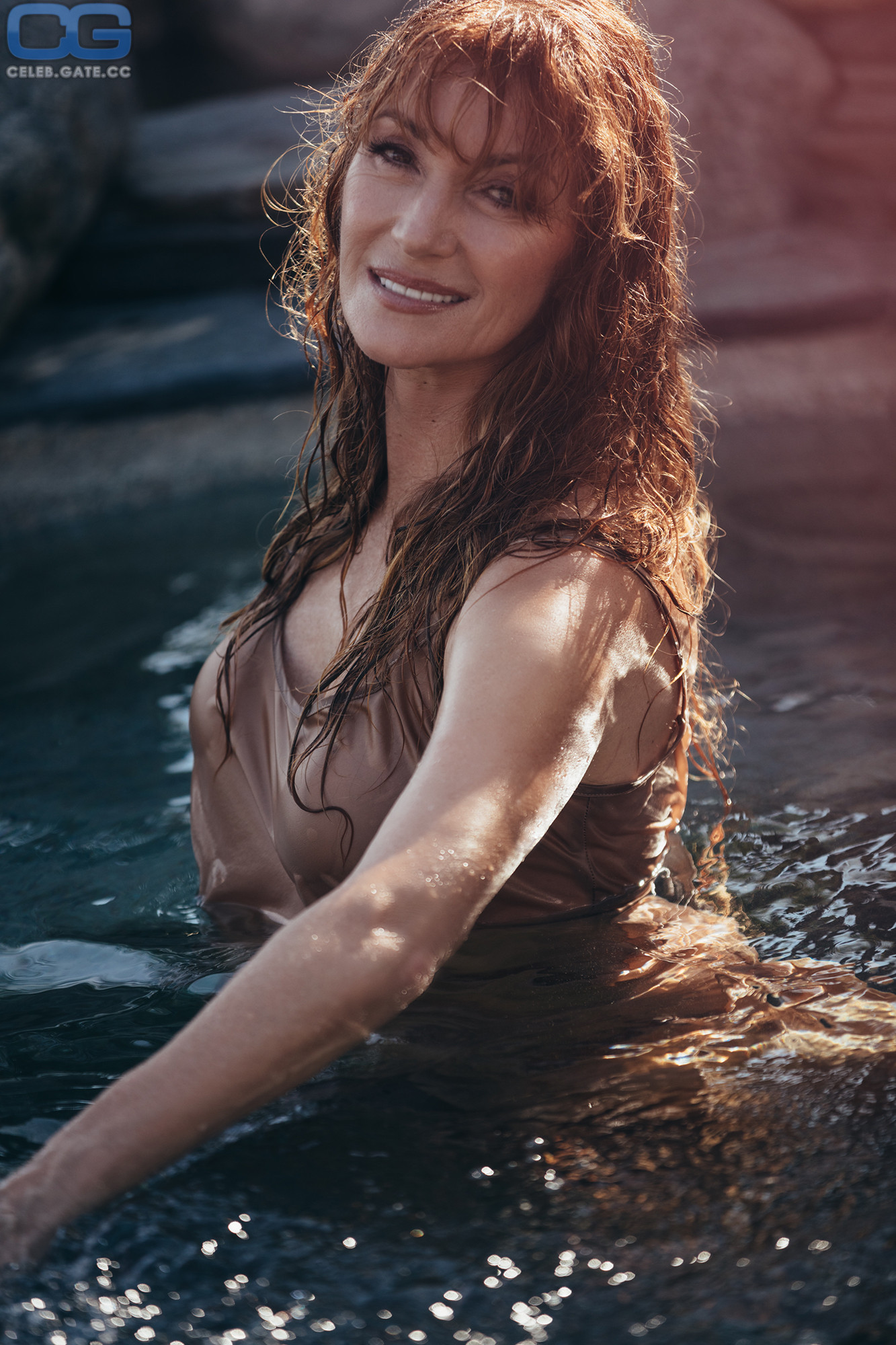 bosbos kamel add Jane Seymour Naked Photos photo