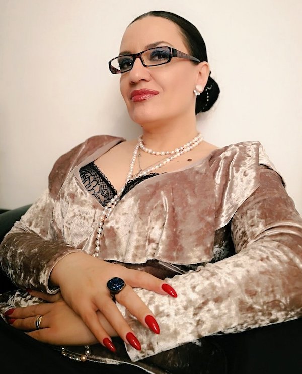 angelina fisher add Mistress Luna Femdom photo