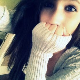 dania maher add Tyla Decker photo