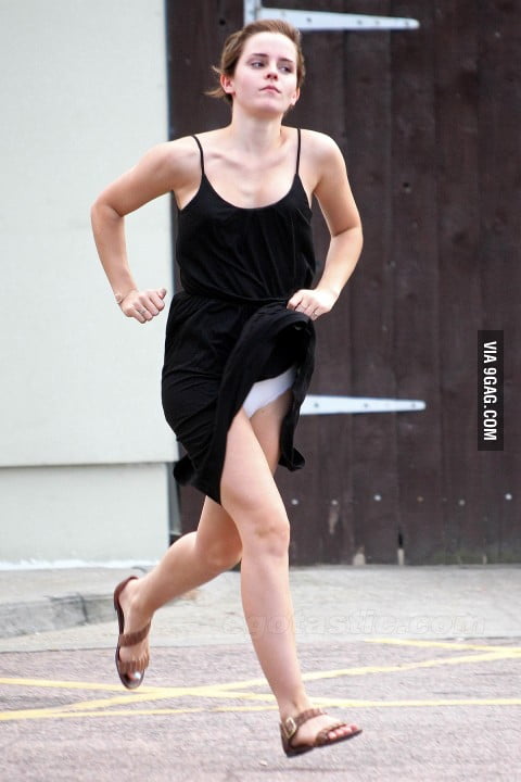 Emma Watson Up Skirt Photos 14227