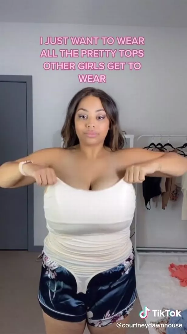 Ebony With Small Tits 629
