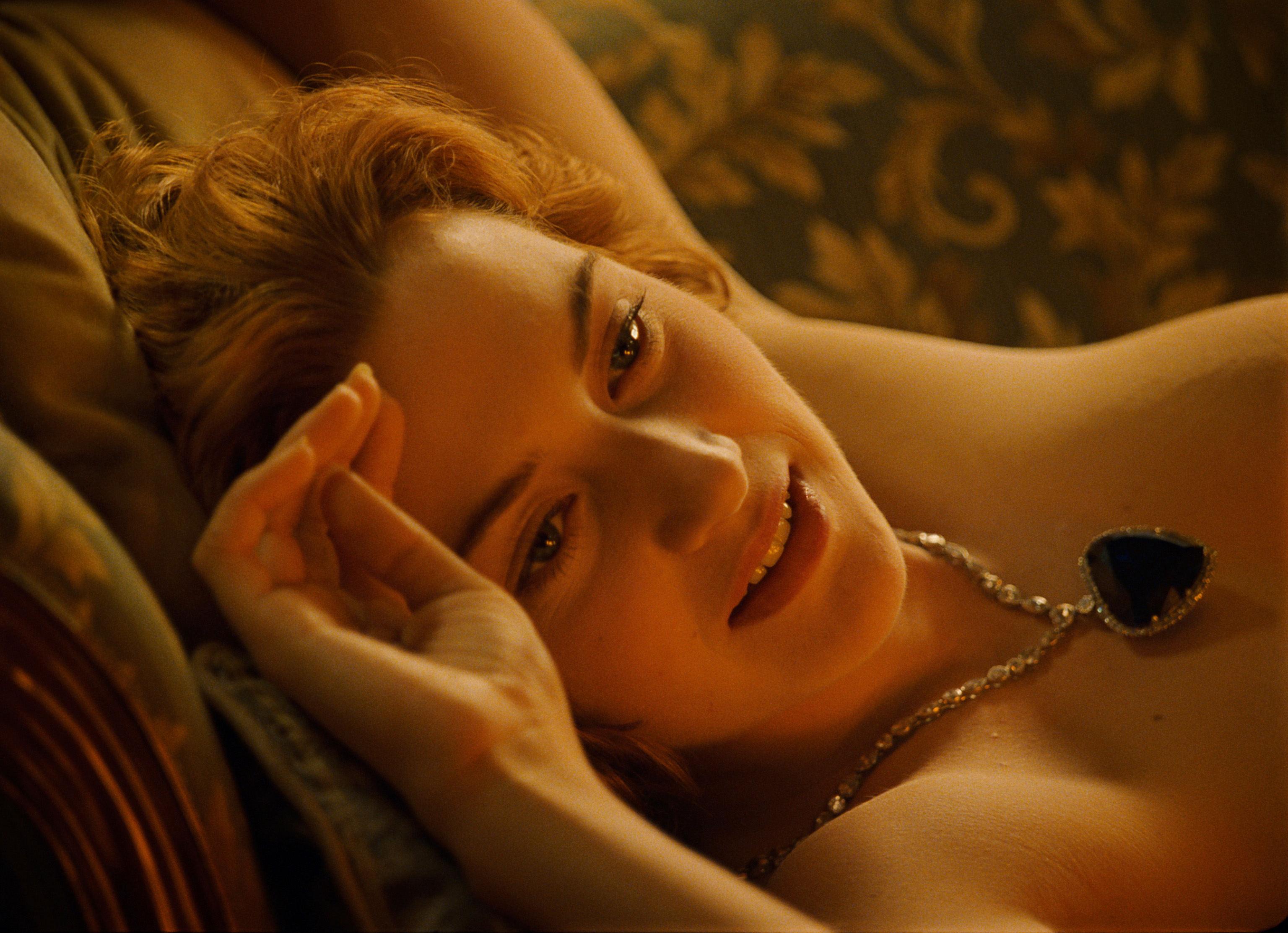 billye sidwell add Kate Winslet Naked Pics photo