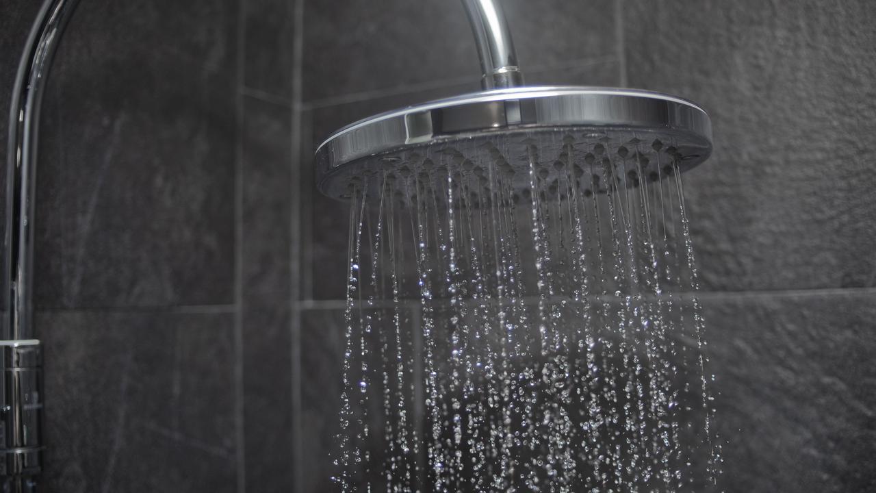 dominic smethurst add Shower Spy Cam photo