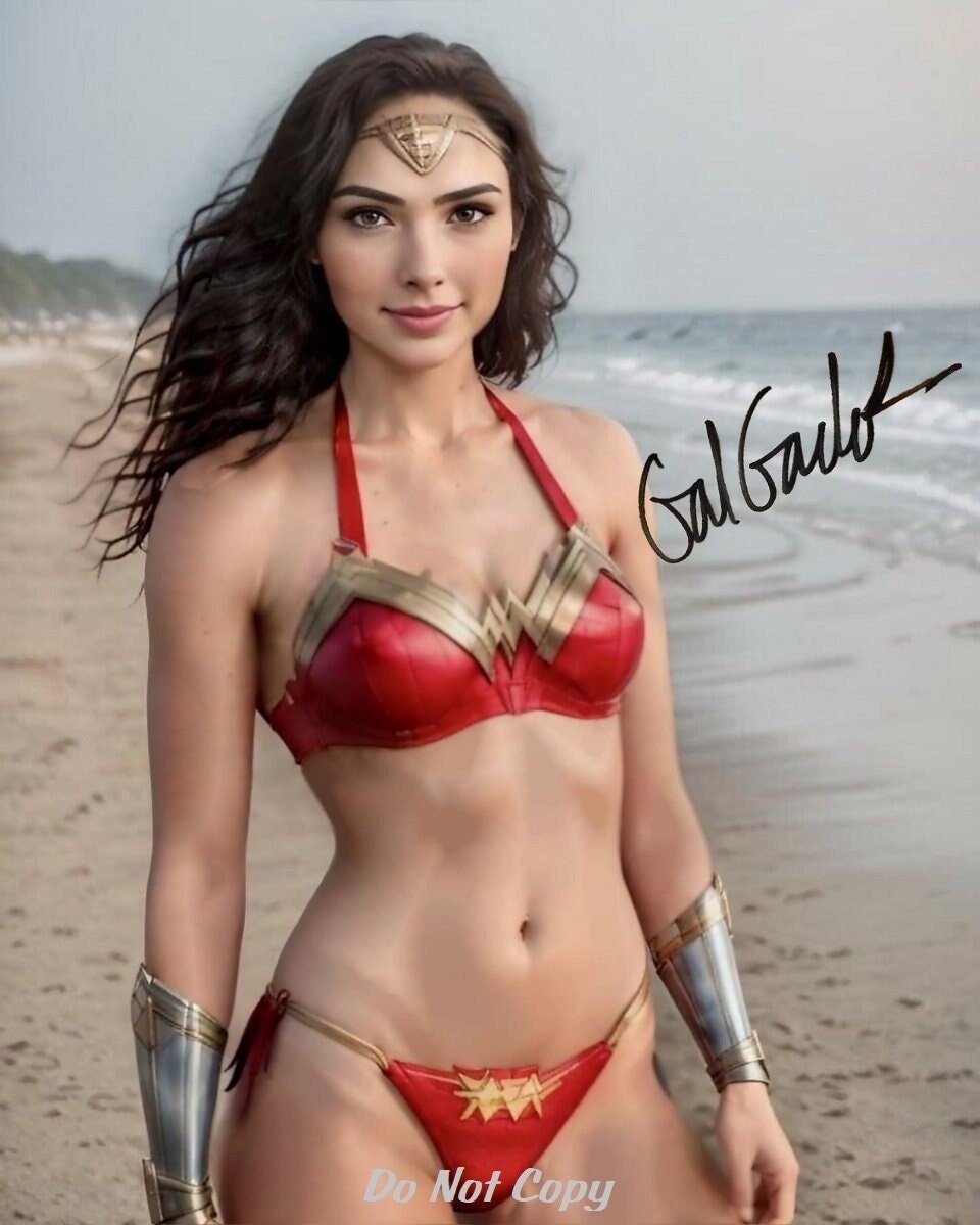 Gal Gadot Nufe 11731