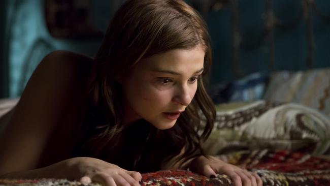 adesanya olalekan add Stefanie Scott Nude photo