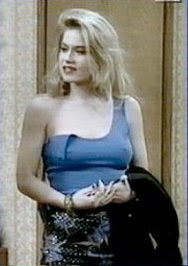 bruce johann add Naked Kelly Bundy photo