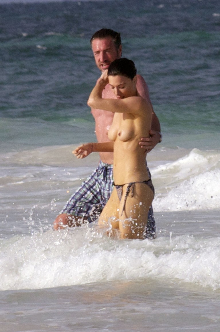 claire gall add Naked Jaime Murray photo