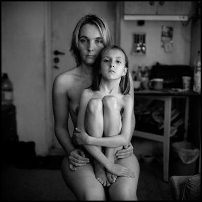 cary davies add Naked Daughters And Moms photo
