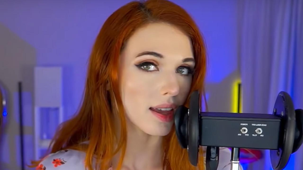 ajoke mary falodun add Amouranth Butt photo