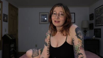 brandie mcgraw add Bettie Bondage New Years Eve photo