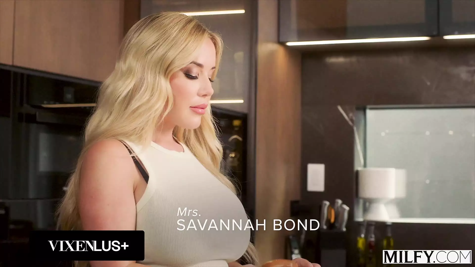 christal leslie add Savannah Bond Milfy photo