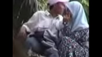 brian angell add Tudung Mesum photo